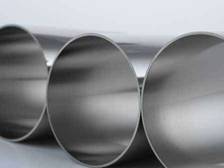 which is heavier carbon steel pipe or stainless steel pipe？